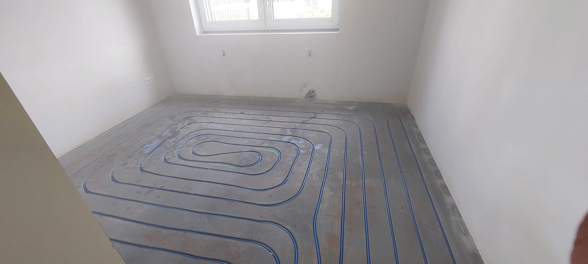 frezowanie pod ogrzewani deweloperski budyek grzejnik na podlogowke