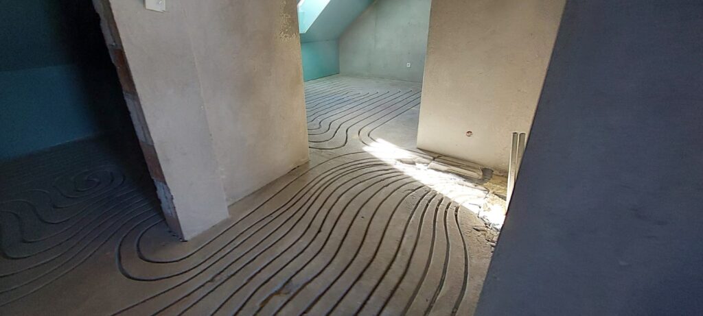 Realizacje frezowanie Frezowanie pod ogrzewanie podłogowe w domu jednorodzinnym – Łódź